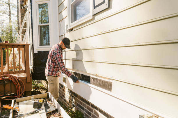 Top rated local Emergency Siding Repair specialists in Burlington, CT